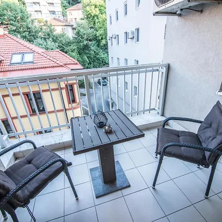 Lente - Free Parking - 93m2 Apartman Szarajevó