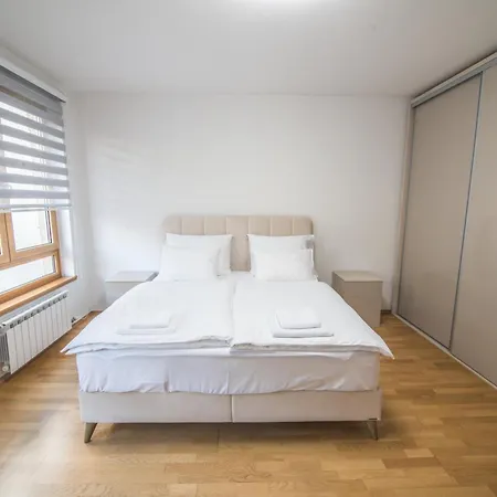 Lente - Free Parking - 93m2 Apartman Szarajevó